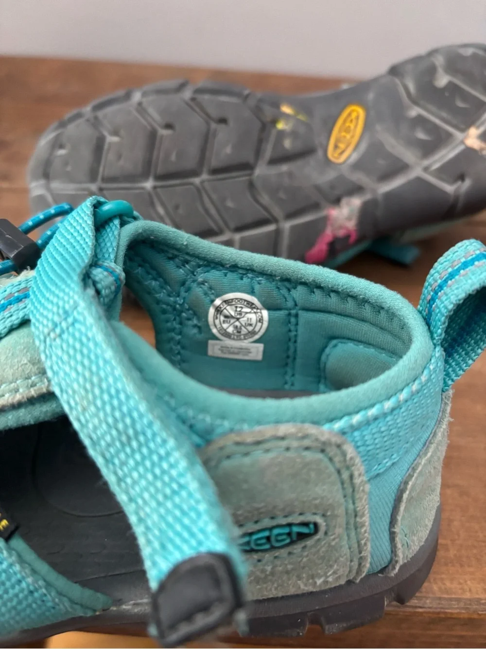 Kids Keen Sea Camp Teal Closed-Toe Sandals Size 12